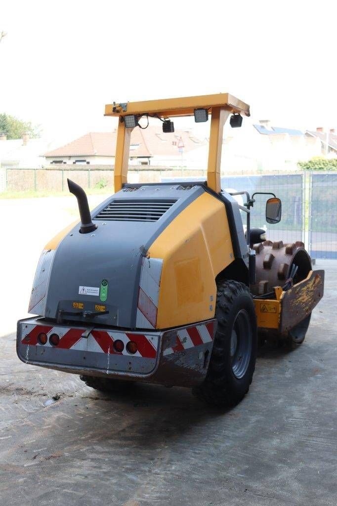 Packer & Walze van het type Atlas Copco Dynapac 1300D, Gebrauchtmaschine in Antwerpen (Foto 7)