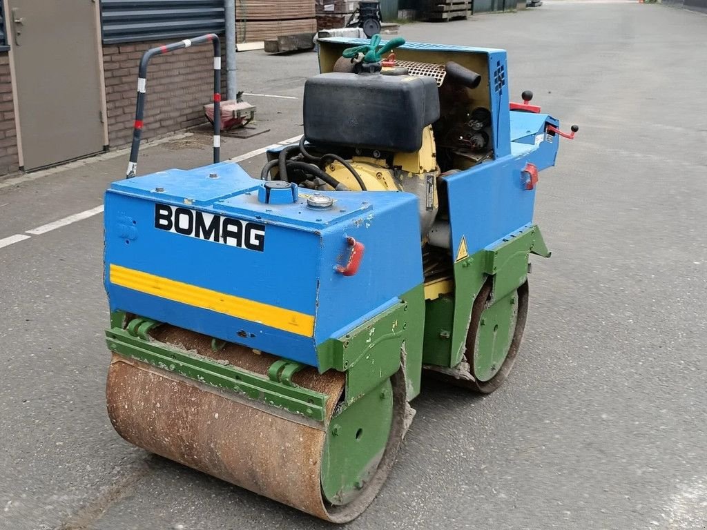 Packer & Walze des Typs Bomag -, Gebrauchtmaschine in Groningen (Bild 10)