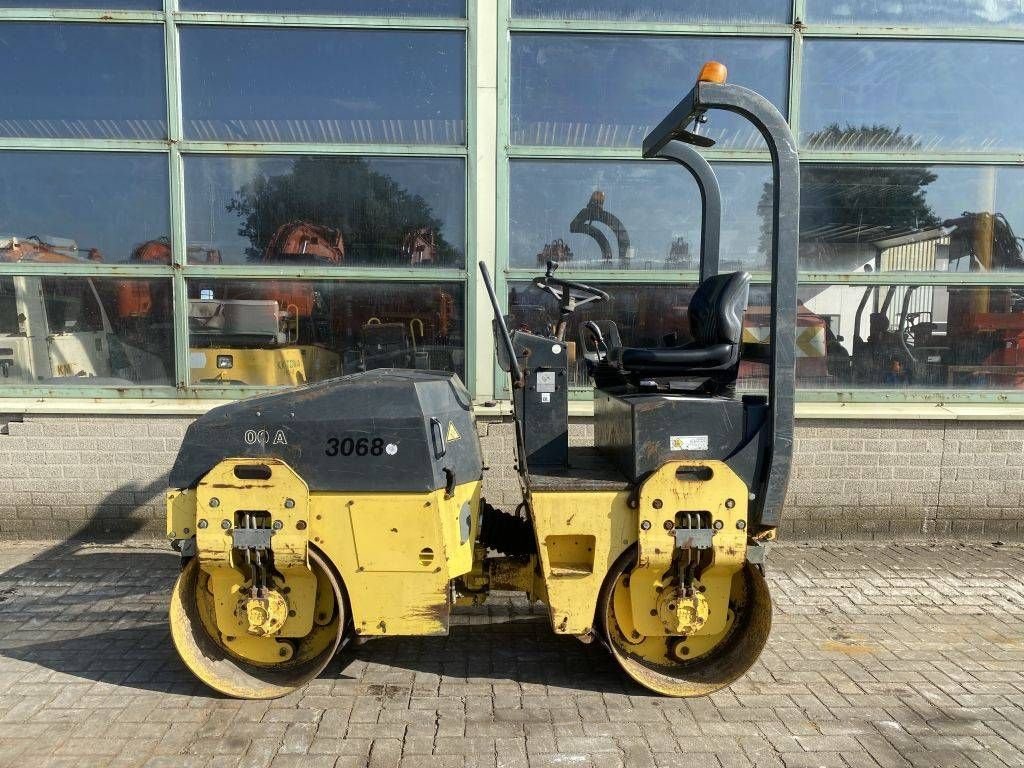 Packer & Walze du type Bomag BW 100 AD-3, Gebrauchtmaschine en Roosendaal (Photo 1)