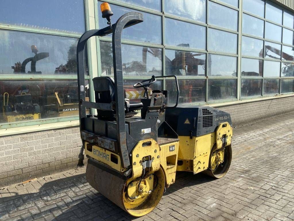 Packer & Walze del tipo Bomag BW 100 AD-3, Gebrauchtmaschine In Roosendaal (Immagine 4)