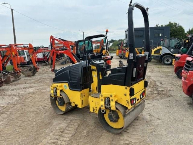 Packer & Walze typu Bomag BW 100 AD M-5, Gebrauchtmaschine w MOL (Zdjęcie 4)