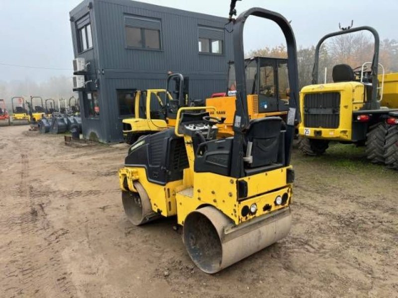 Packer & Walze van het type Bomag BW 100, Gebrauchtmaschine in MOL (Foto 5)