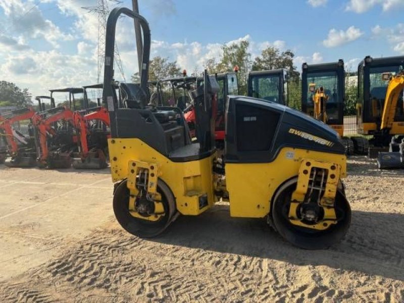 Packer & Walze van het type Bomag BW 120 AD-5, Gebrauchtmaschine in MOL (Foto 3)