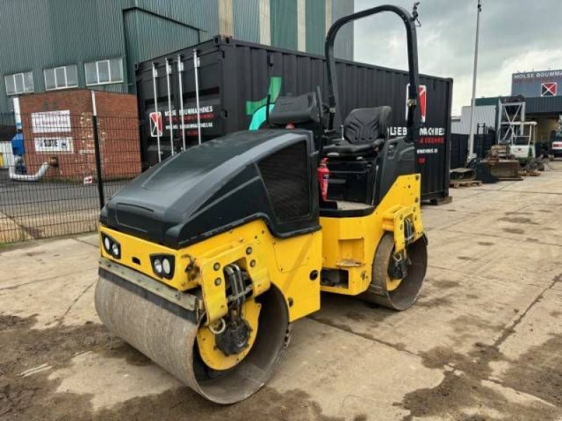 Packer & Walze a típus Bomag BW 120 AD-5, Gebrauchtmaschine ekkor: MOL