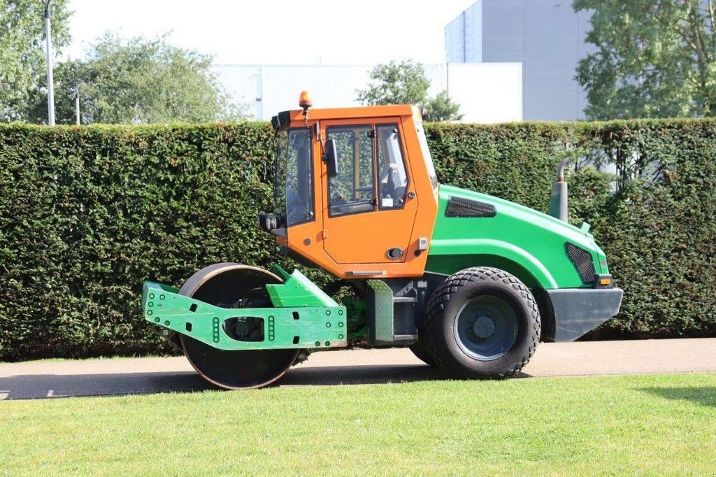 Packer & Walze of the type Bomag BW 177 D-4, Gebrauchtmaschine in Antwerpen (Picture 1)