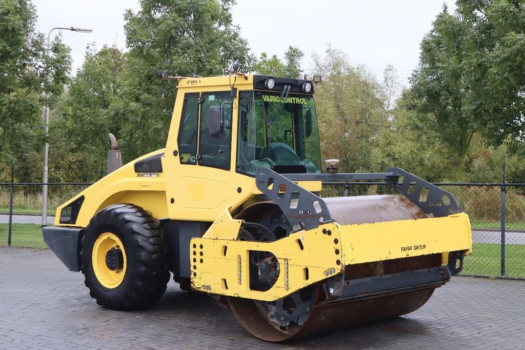 Packer & Walze du type Bomag BW 213 DH-4 BVC GPS EVIB EPA, Gebrauchtmaschine en Marknesse (Photo 5)