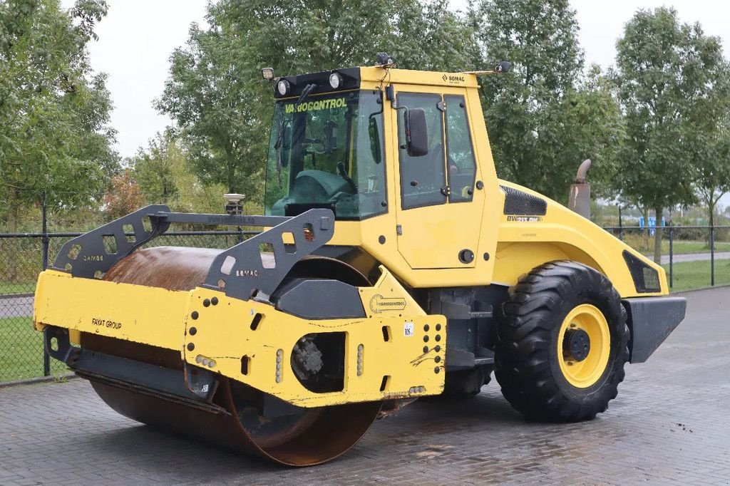 Packer & Walze du type Bomag BW 213 DH-4 BVC GPS EVIB EPA, Gebrauchtmaschine en Marknesse (Photo 2)