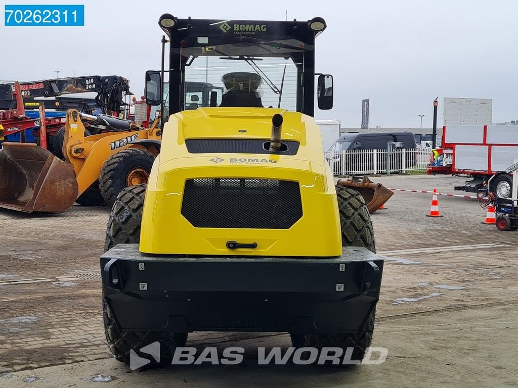 Packer & Walze tip Bomag BW213 D-5 A/C, Gebrauchtmaschine in Veghel (Poză 9)