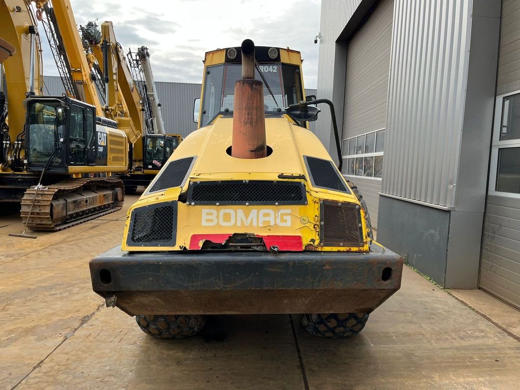 Packer & Walze van het type Bomag BW213D-4, Gebrauchtmaschine in Velddriel (Foto 4)