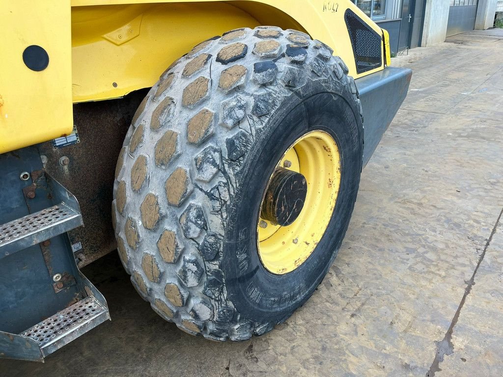 Packer & Walze van het type Bomag BW213D-4, Gebrauchtmaschine in Velddriel (Foto 9)