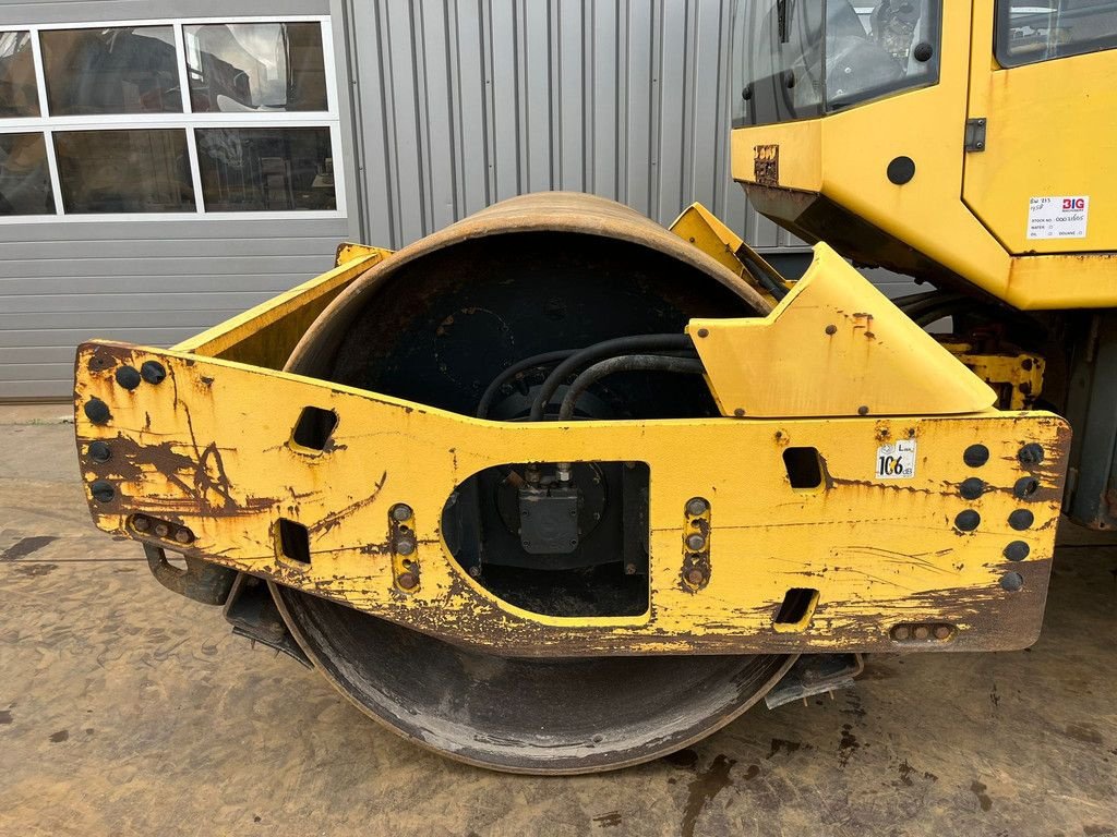 Packer & Walze van het type Bomag BW213D-4, Gebrauchtmaschine in Velddriel (Foto 11)