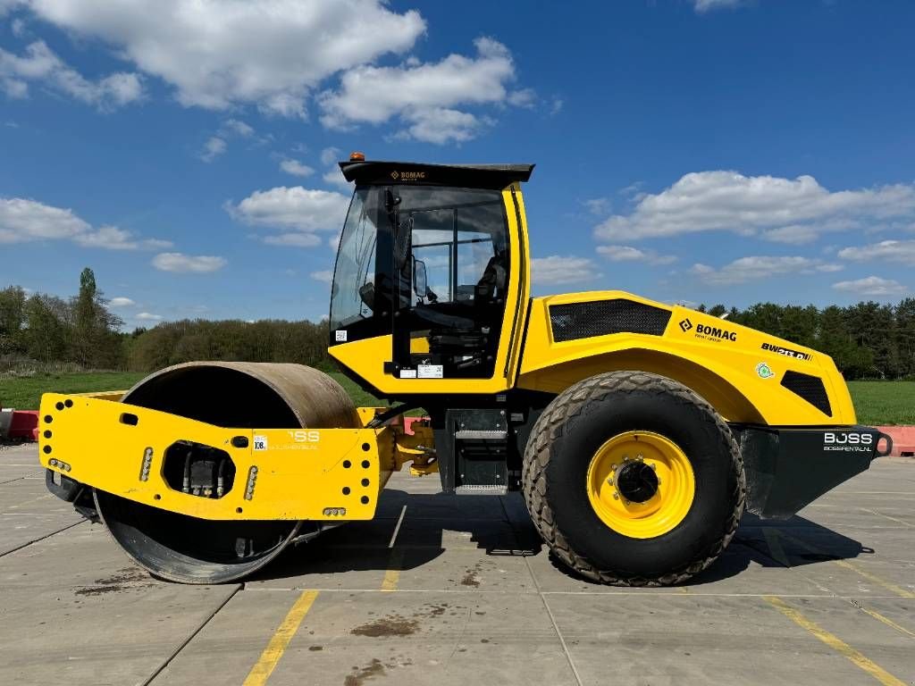 Packer & Walze des Typs Bomag BW213D-5 - New / Unused / CE Certifed, Gebrauchtmaschine in Veldhoven (Bild 1)