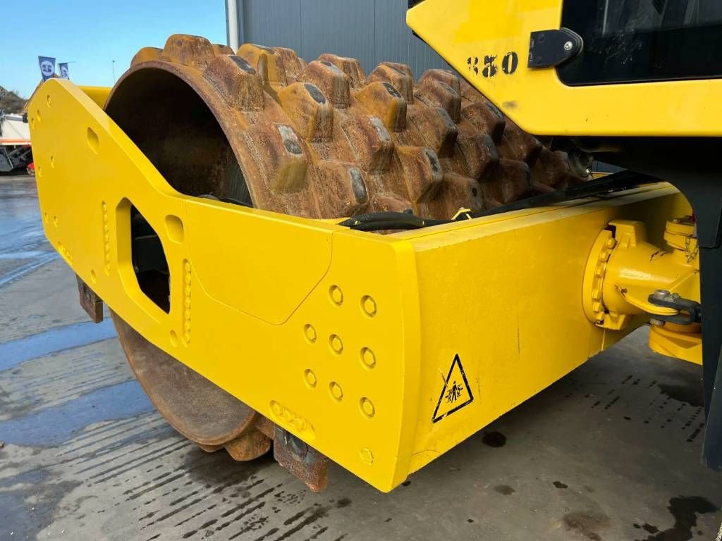 Packer & Walze del tipo Bomag BW216PD-5, Gebrauchtmaschine In Venlo (Immagine 9)