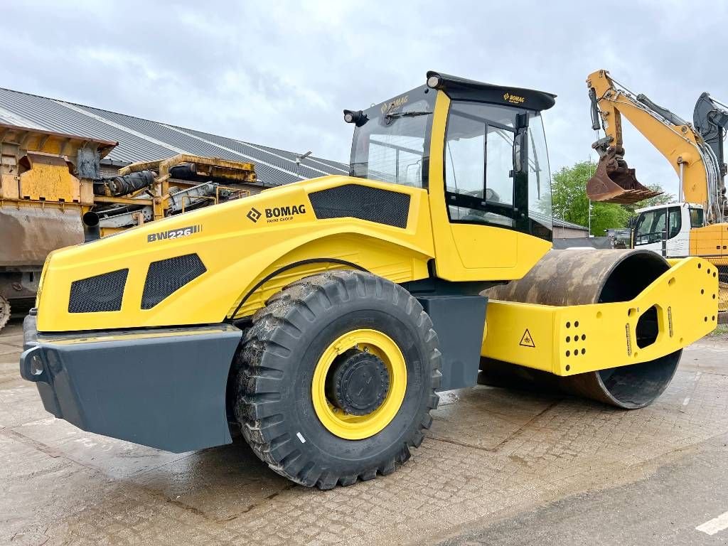 Packer & Walze of the type Bomag BW226-5CL - New / Unused, Neumaschine in Veldhoven (Picture 5)