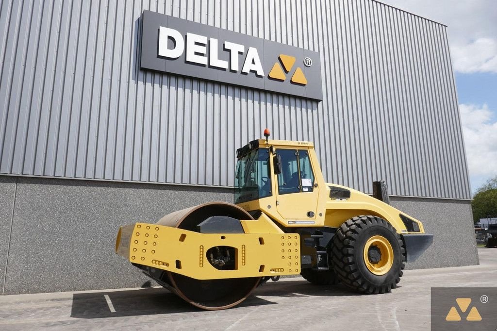 Packer & Walze of the type Bomag BW226DH-4I, Gebrauchtmaschine in Zevenbergen (Picture 4)