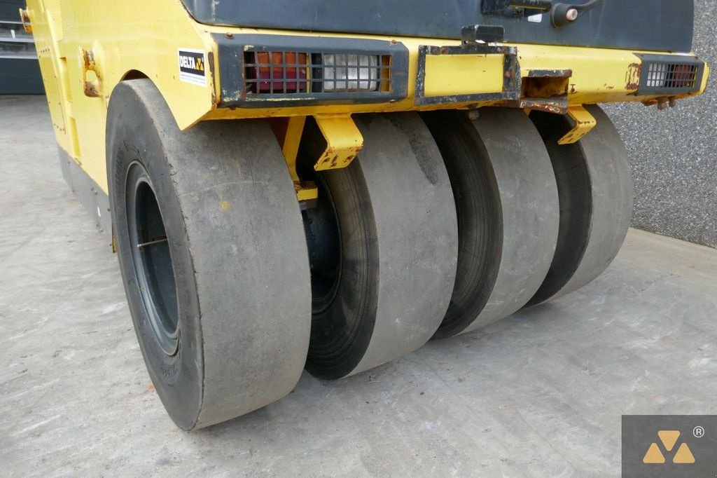 Packer & Walze du type Bomag BW25RH, Gebrauchtmaschine en Zevenbergen (Photo 10)