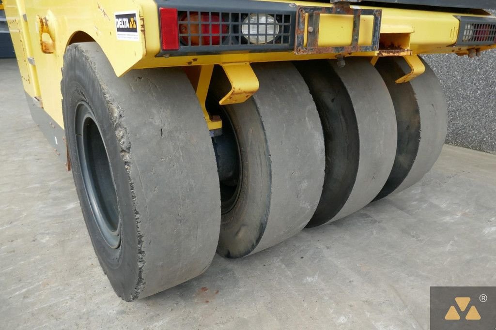 Packer & Walze du type Bomag BW25RH, Gebrauchtmaschine en Zevenbergen (Photo 11)