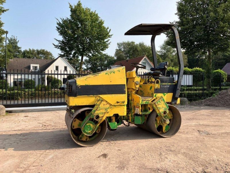 Packer & Walze of the type Caterpillar CB-224C, Gebrauchtmaschine in Antwerpen (Picture 1)