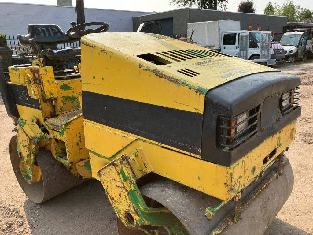 Packer & Walze del tipo Caterpillar CB-224C, Gebrauchtmaschine en Antwerpen (Imagen 9)