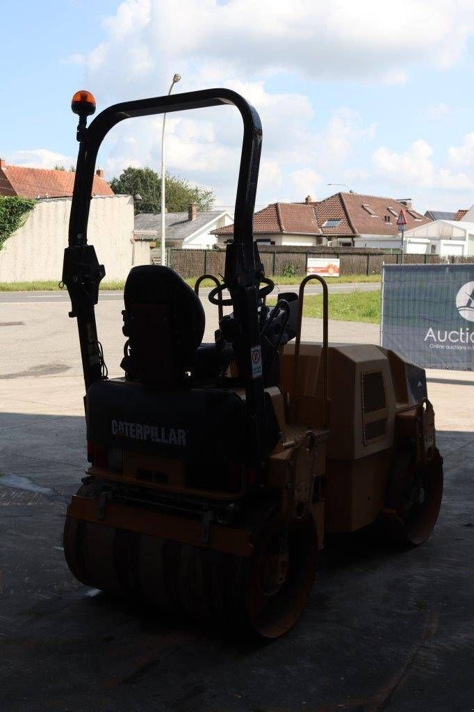 Packer & Walze del tipo Caterpillar CB24, Gebrauchtmaschine In Antwerpen (Immagine 7)