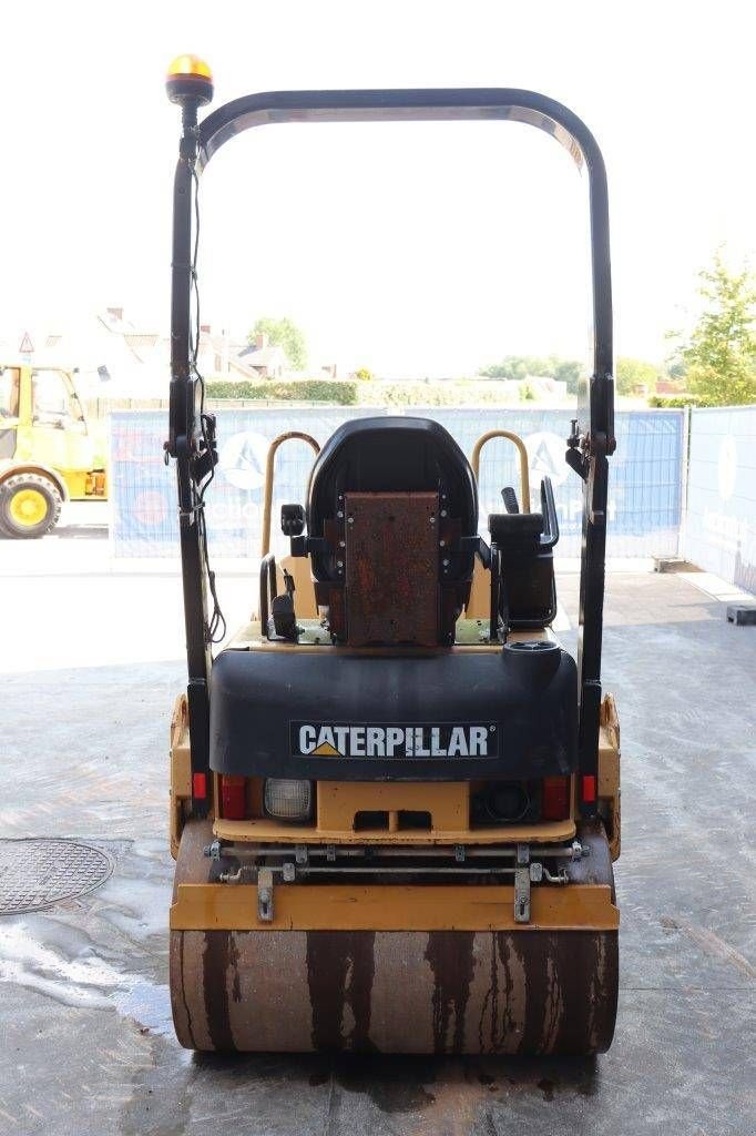 Packer & Walze του τύπου Caterpillar CB24, Gebrauchtmaschine σε Antwerpen (Φωτογραφία 5)