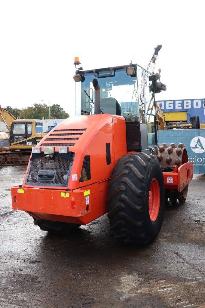 Packer & Walze del tipo Caterpillar CP-533E, Gebrauchtmaschine In Antwerpen (Immagine 5)