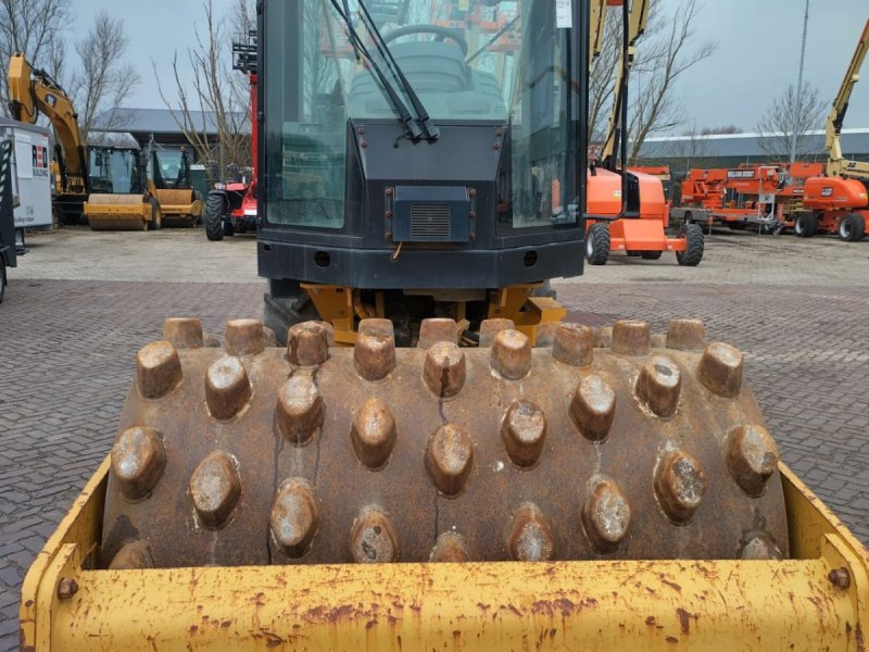 Packer & Walze del tipo Caterpillar CP44 Vibrating Roller, Gebrauchtmaschine In Bergschenhoek