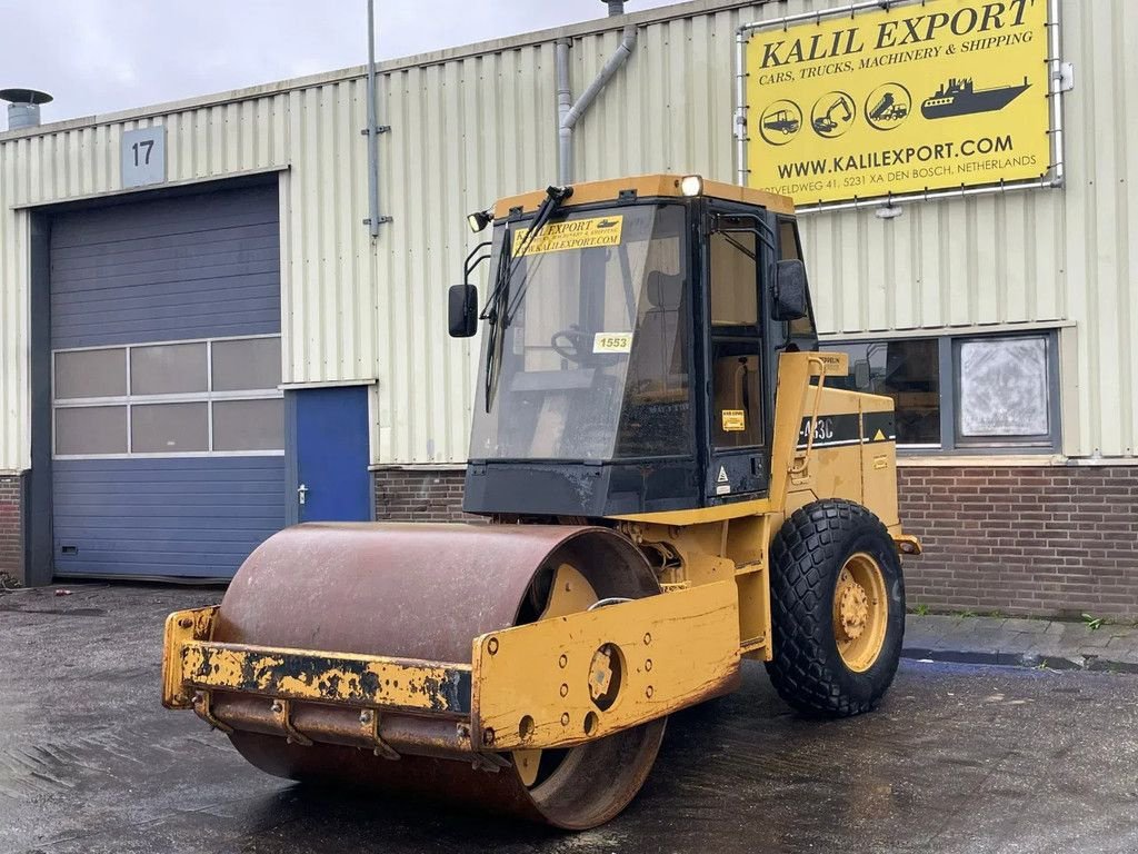 Packer & Walze Türe ait Caterpillar CS-433C Compactor Roller 4.804 hours only German Machine CE! Top, Gebrauchtmaschine içinde 'S-Hertogenbosch (resim 1)