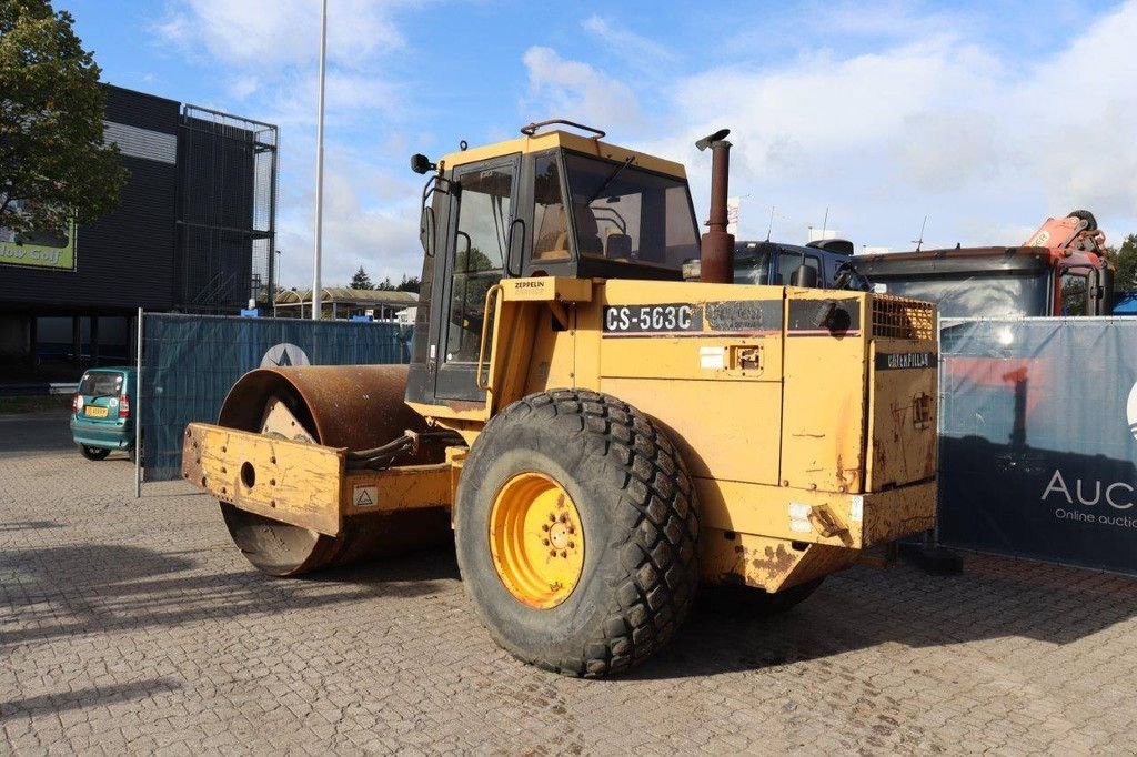 Packer & Walze Türe ait Caterpillar CS-563C, Gebrauchtmaschine içinde Antwerpen (resim 3)