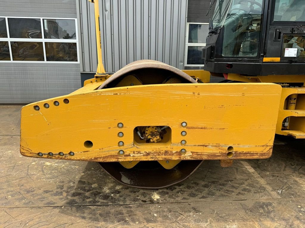 Packer & Walze typu Caterpillar CS76 XT, Gebrauchtmaschine w Velddriel (Zdjęcie 11)