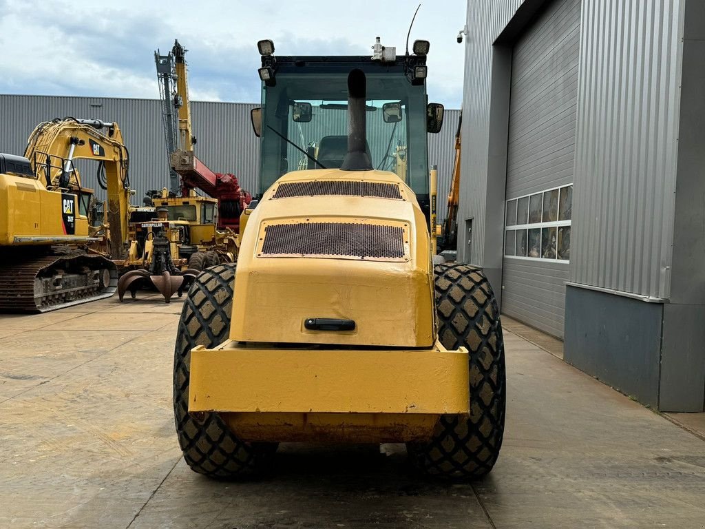 Packer & Walze des Typs Caterpillar CS76 XT, Gebrauchtmaschine in Velddriel (Bild 9)