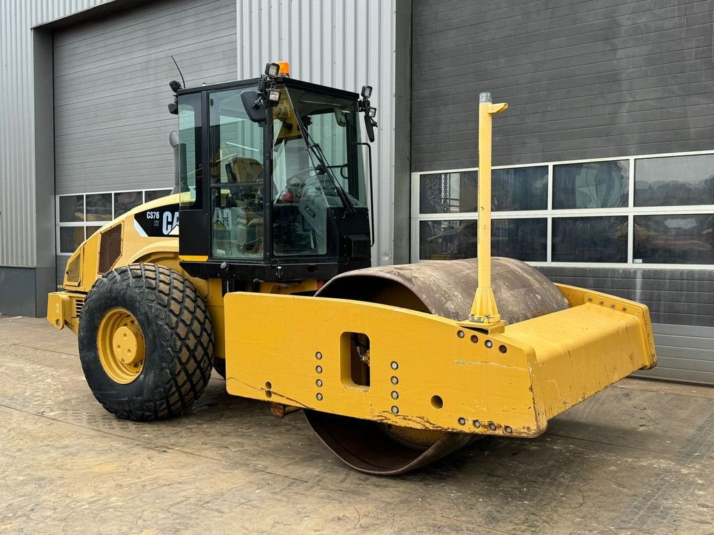 Packer & Walze typu Caterpillar CS76 XT, Gebrauchtmaschine w Velddriel (Zdjęcie 7)