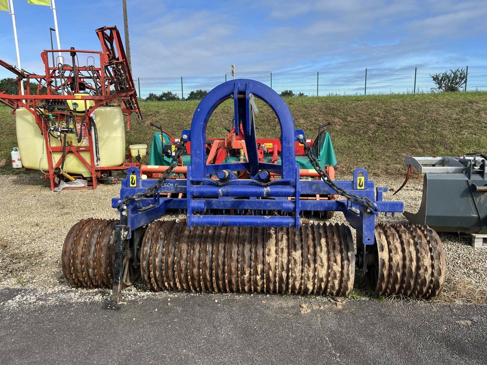 Packer & Walze a típus Dalbo ROULEAU LEVFLEX 300, Gebrauchtmaschine ekkor: PONTIVY (Kép 2)