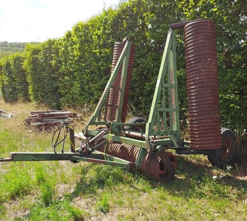 Packer & Walze typu Gourdin Saulnieres ROLLER, Gebrauchtmaschine v CHEMAUDIN ET VAUX (Obrázek 1)