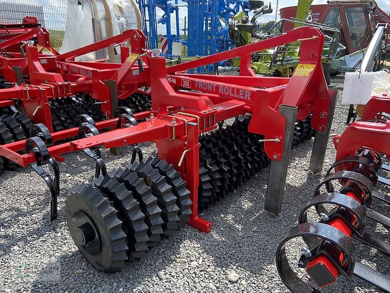 Packer & Walze des Typs HE-VA Front-Roller mit Zinkenvorfeld NEU, Neumaschine in Rittersdorf (Bild 2)