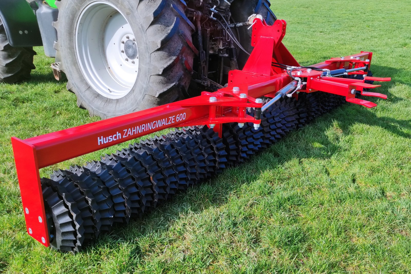 Packer & Walze van het type Husch Zahnringwalze 600, Neumaschine in Schöntal (Foto 9)