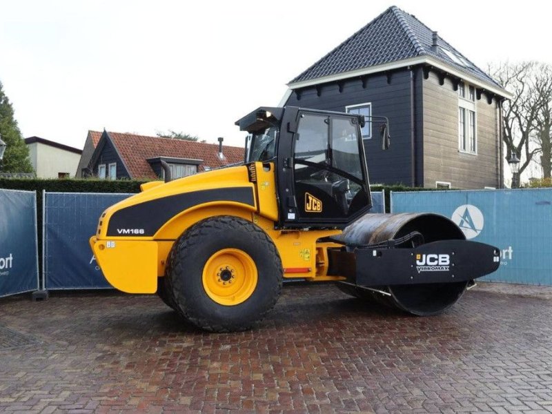 Packer & Walze Türe ait JCB VM166D, Neumaschine içinde Antwerpen (resim 1)