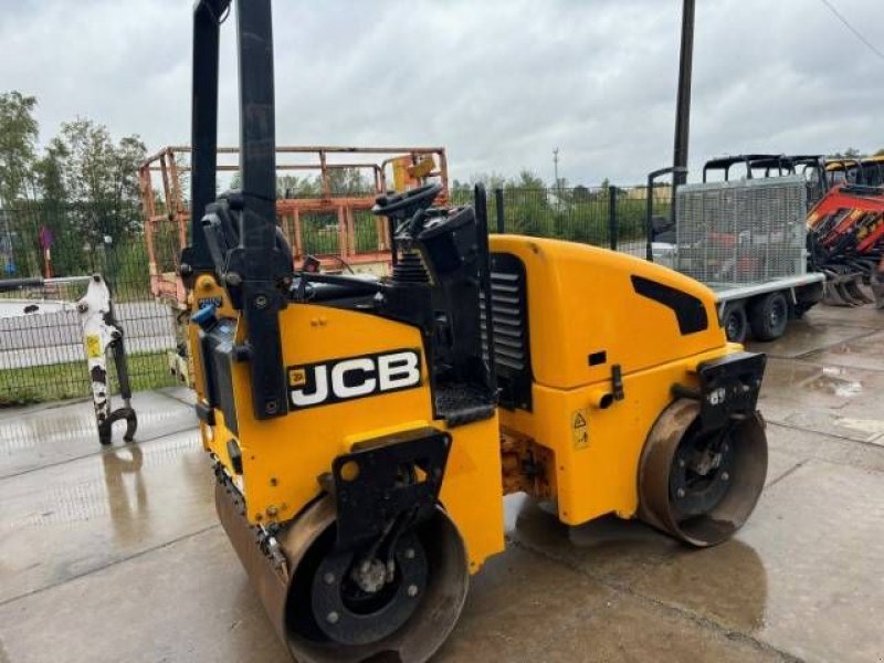 Packer & Walze van het type JCB VMT 260, Gebrauchtmaschine in MOL (Foto 3)