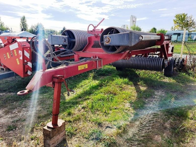 Packer & Walze of the type Jean de Bru MEGAPACK, Gebrauchtmaschine in SAINT-GERMAIN DU PUY (Picture 4)