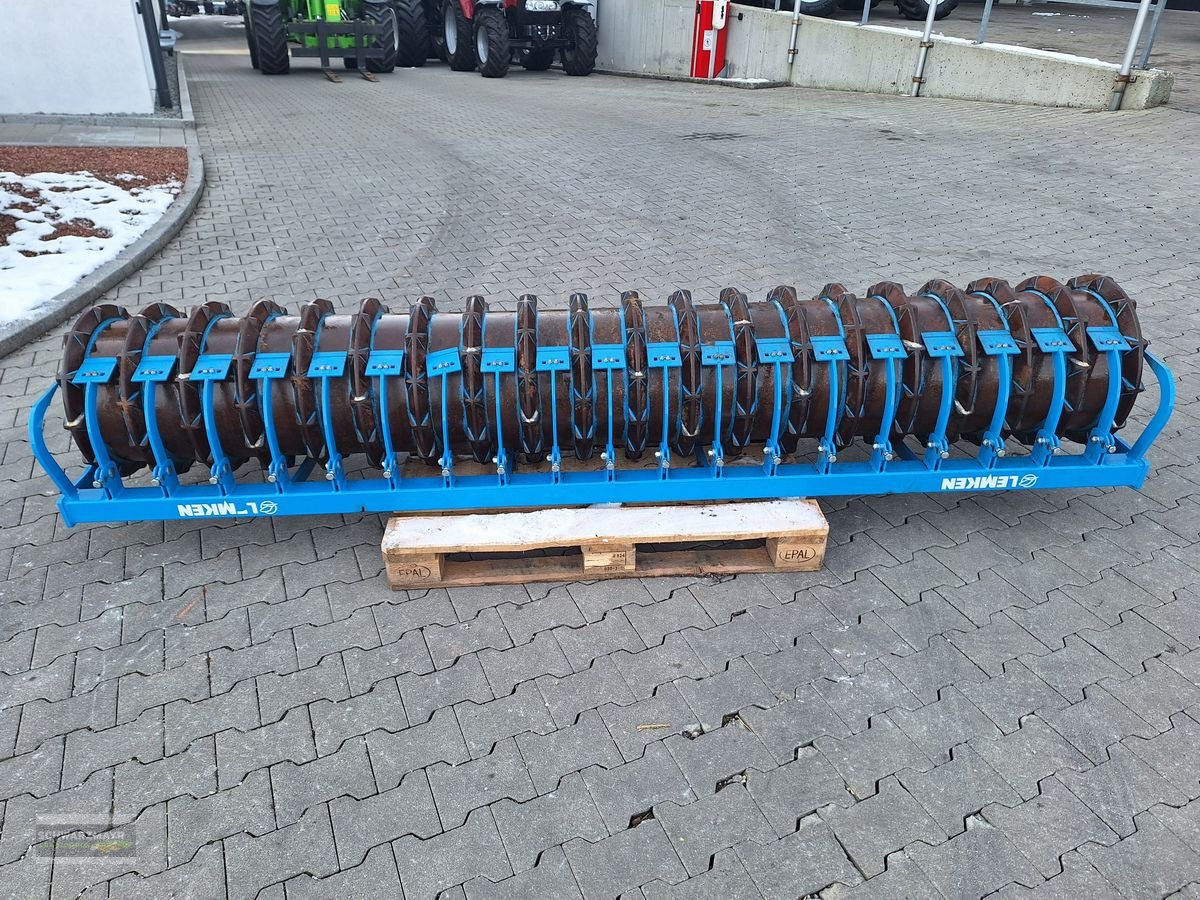 Packer & Walze van het type Lemken Trapezpackerwalze 300/150, Vorführmaschine in Aurolzmünster (Foto 5)