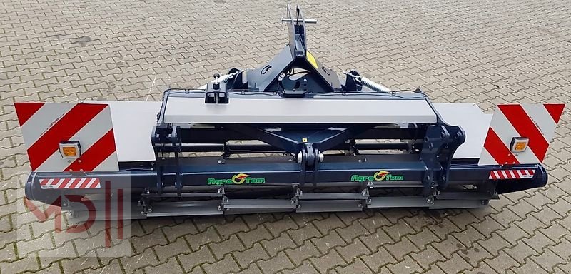 Packer & Walze of the type MD Landmaschinen AGT Messerwalze 3,0 m – 3,5 m, Neumaschine in Zeven (Picture 7)