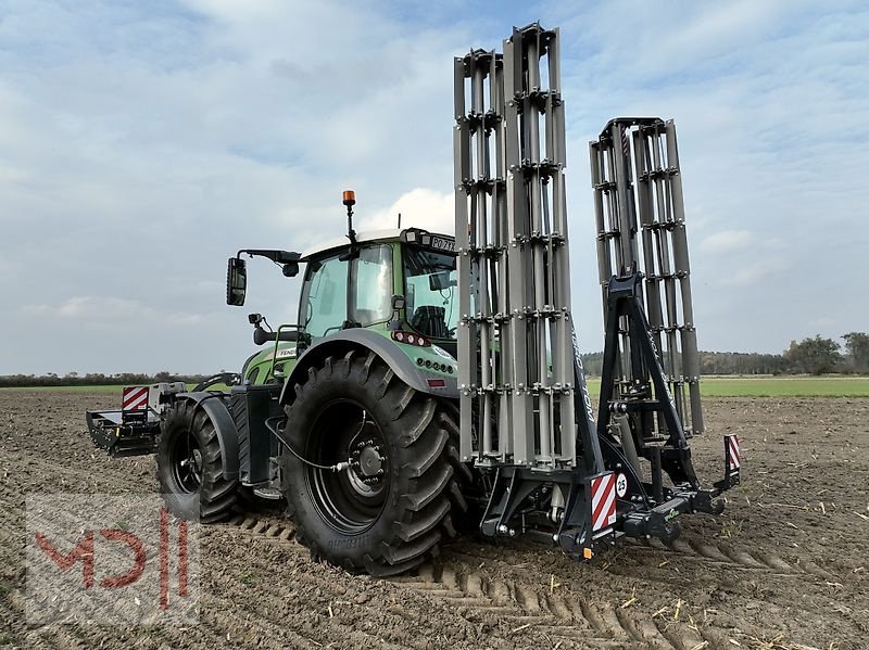 Packer & Walze of the type MD Landmaschinen AGT Messerwalze WNH 7,0m , 8,0m ,9,0m, Neumaschine in Zeven (Picture 1)