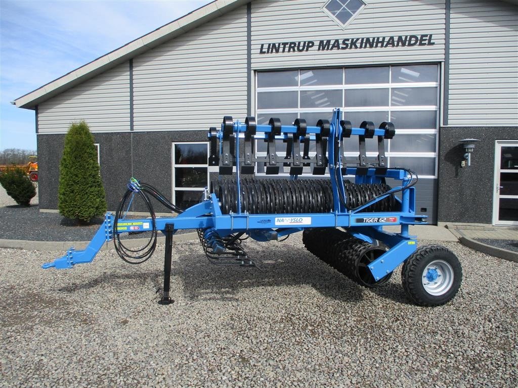 Packer & Walze tipa Namyslo Tiger 620 med hydraulisk lammelplanke / plannerplanke, Gebrauchtmaschine u Lintrup (Slika 2)