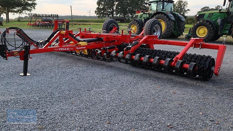 Packer & Walze van het type Opall-Agri VEGA II - 6,30m - 550mm Cambridge Ringe mit hydr. Crossboard, Schwere Ausführung 3855 kg, Neumaschine in Ennigerloh (Foto 16)