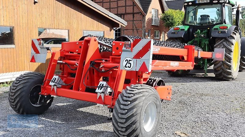 Packer & Walze del tipo Quivogne ROLLMOT -- 9.50m - 530mm Ringe, 5370kg schwer, Pendelaufhängung der äußeren Segmente--, Neumaschine In Ennigerloh (Immagine 18)