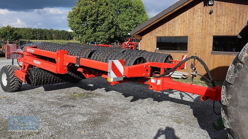 Packer & Walze des Typs Quivogne ROLLMOT -- 9.50m - 530mm Ringe, 5370kg schwer, Pendelaufhängung der äußeren Segmente--, Neumaschine in Ennigerloh (Bild 8)