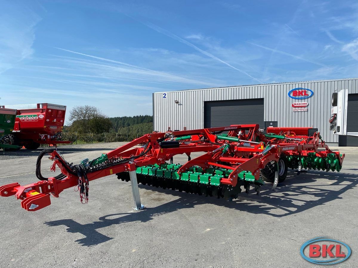 Packer & Walze du type Sonstige AGRO-MASZ GRIZZLY mehrzweckaggregat, Neumaschine en Rovisce (Photo 8)