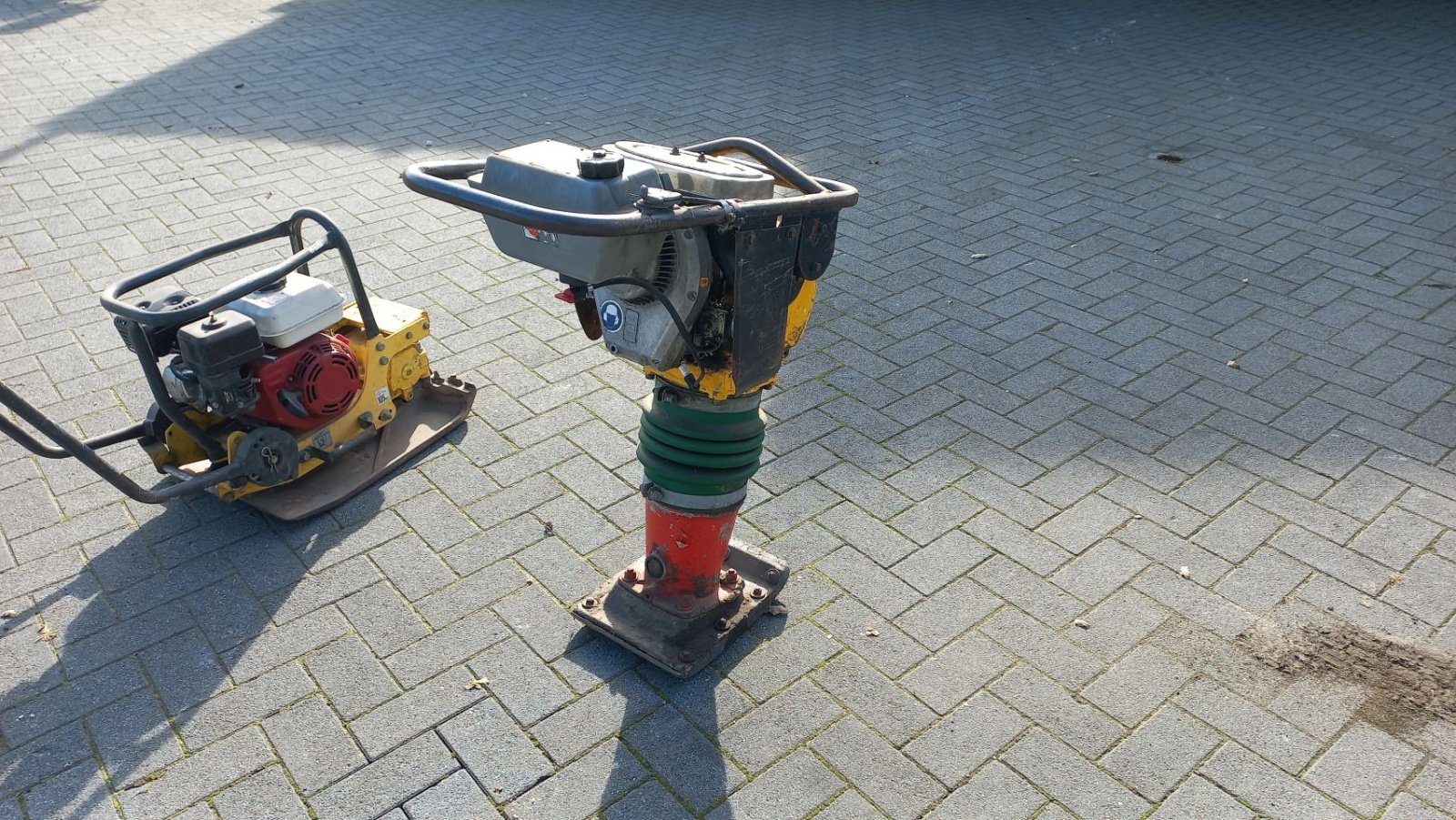 Packer & Walze van het type Sonstige Bomag Wacker trilplaat stamper, Gebrauchtmaschine in Garderen (Foto 5)