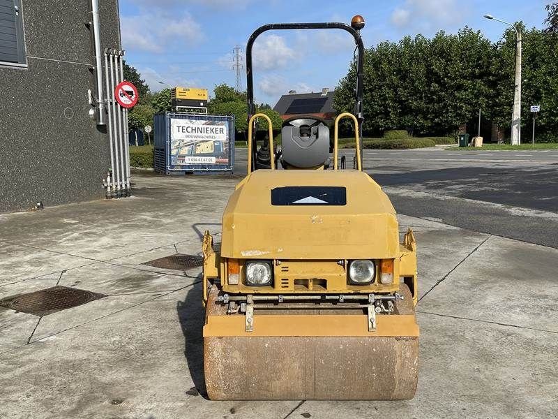 Packer & Walze of the type Sonstige Cat CB 24, Gebrauchtmaschine in Waregem (Picture 5)