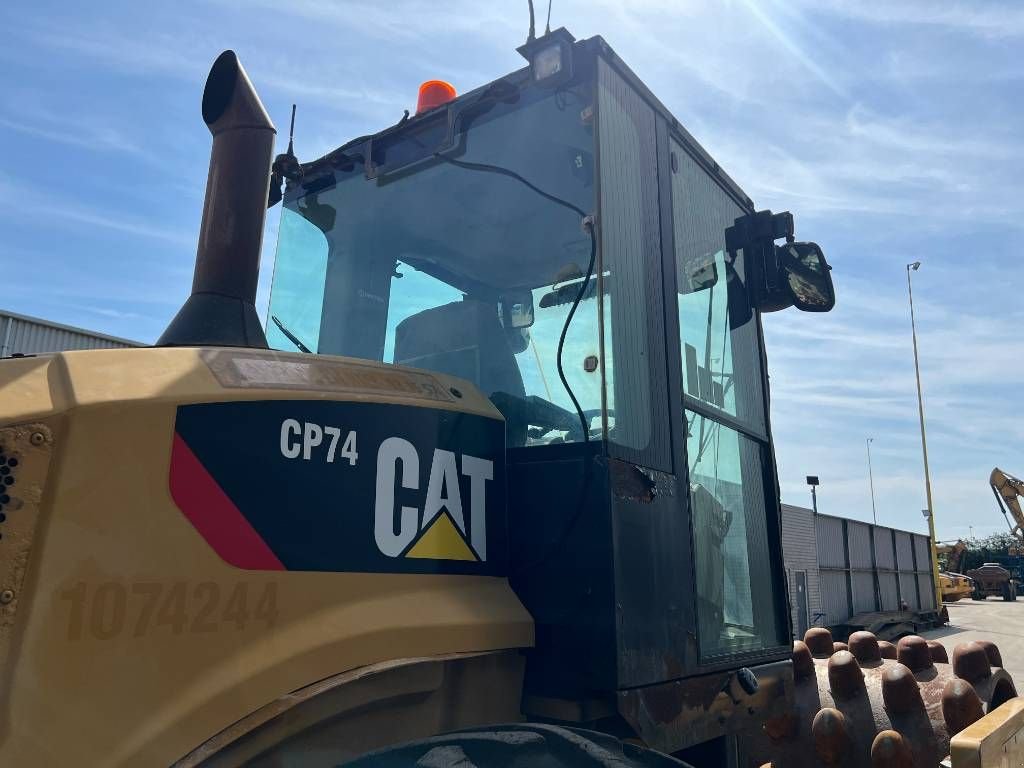 Packer & Walze des Typs Sonstige Cat CP74, Gebrauchtmaschine in Venlo (Bild 10)